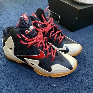 Lebron 11 Independence Day